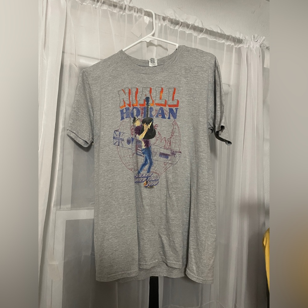 Niall Horan Official Merchandise Tshirt
